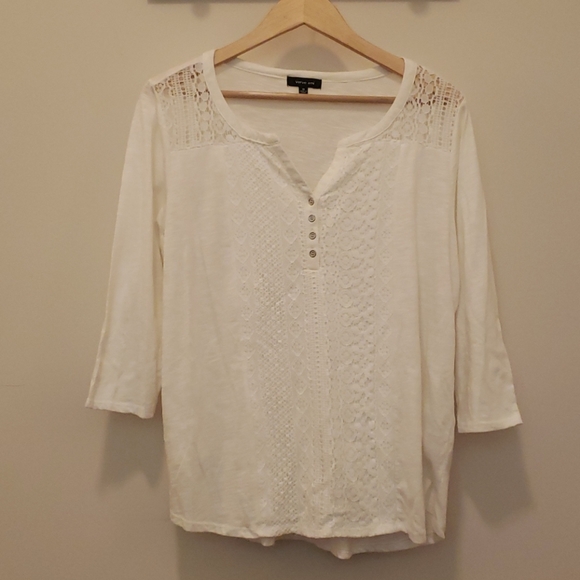 Verve Ami Lacy Tee | 1X | Cream with Buttons - Picture 1 of 5